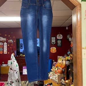 Women’s skinny jeans